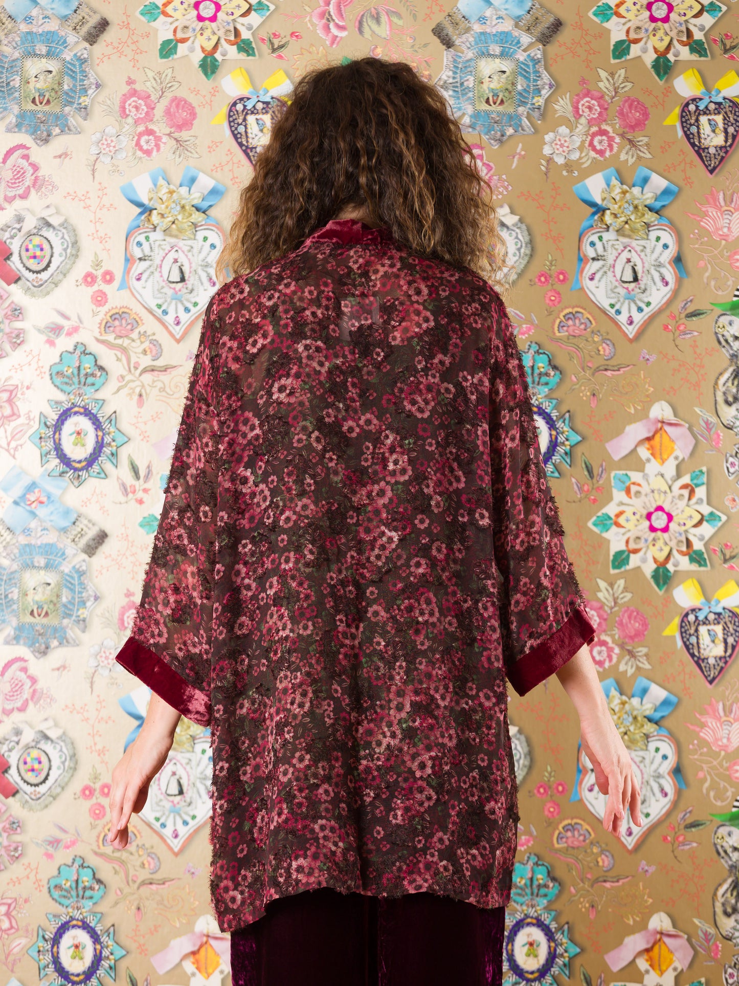 Kimono Langebaan con bordo di velluto