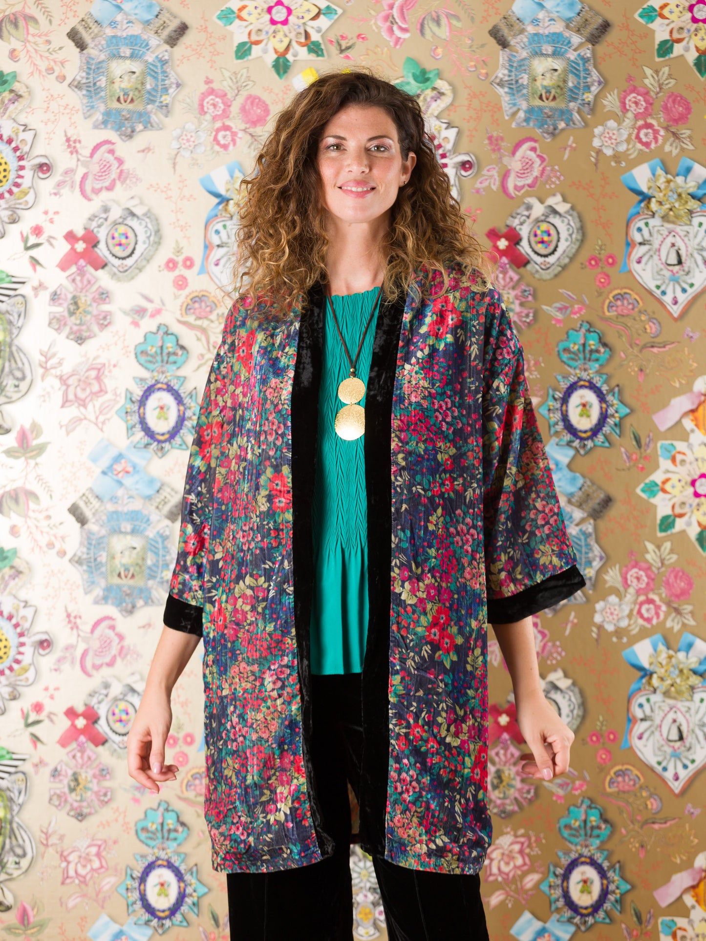 Kimono Langebaan con bordo di velluto