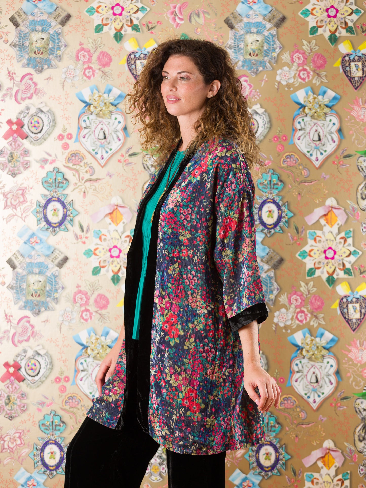 Kimono Langebaan con bordo di velluto