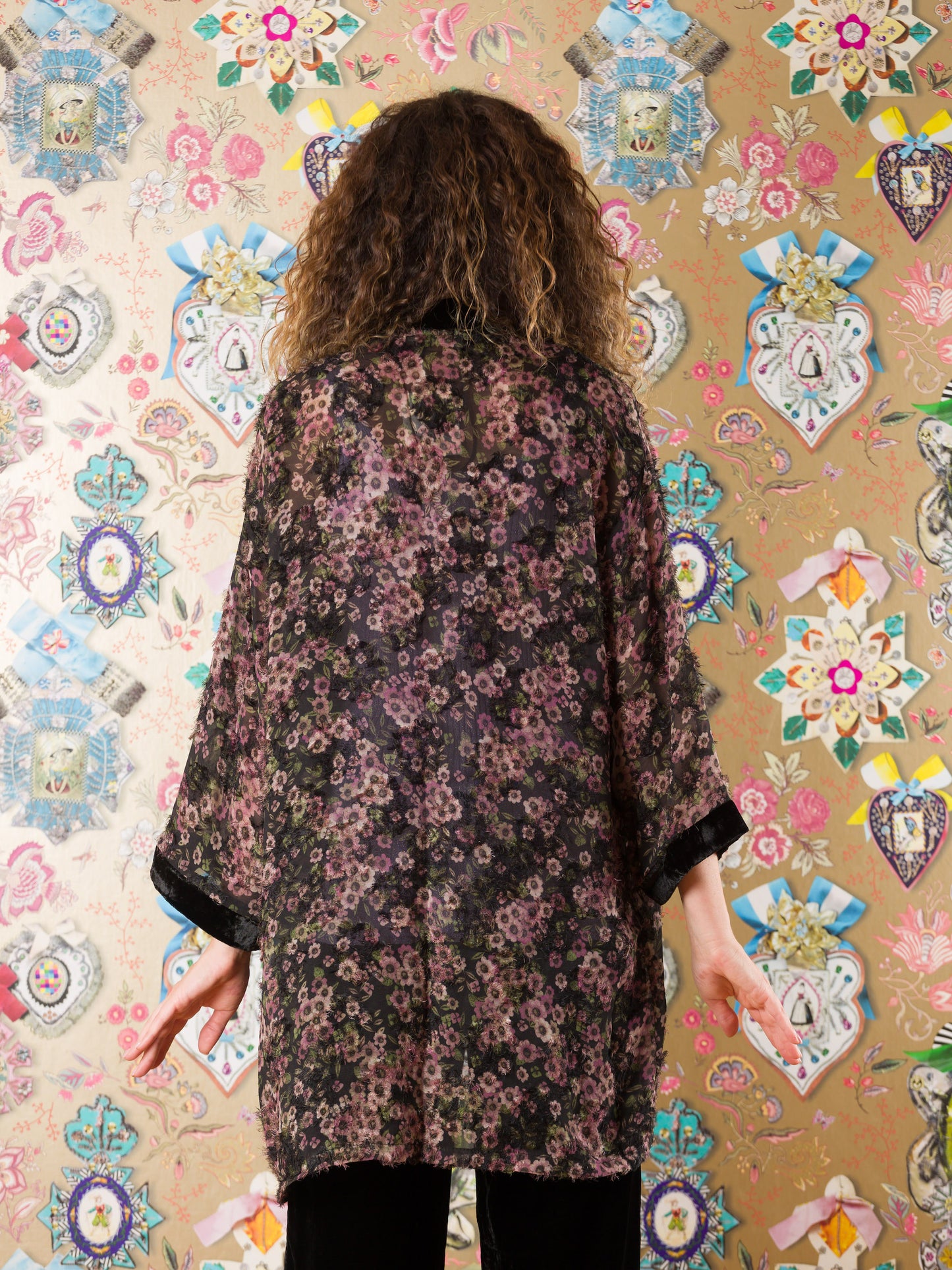 Kimono Langebaan con bordo di velluto