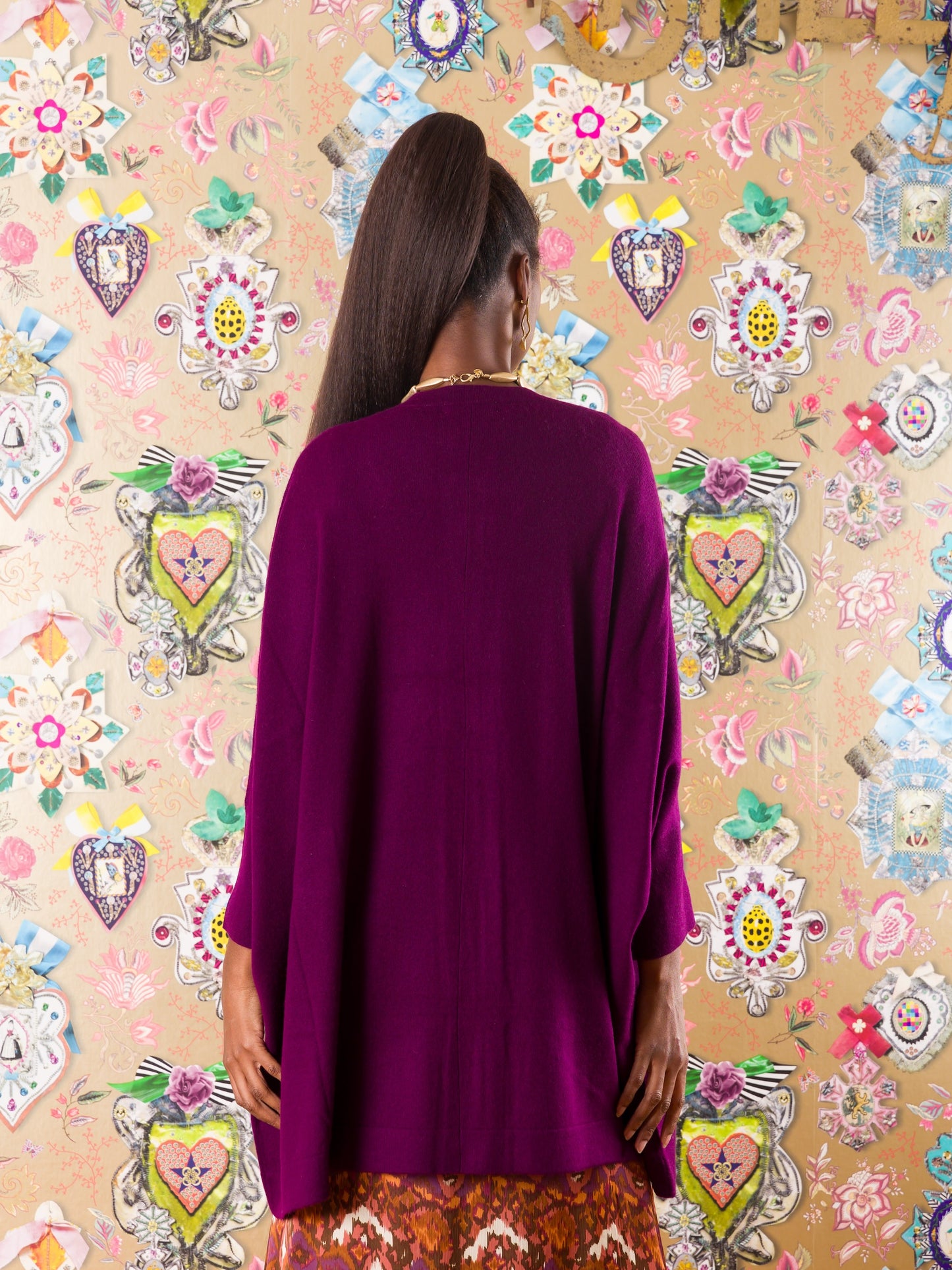Cardigan over Matemwe in cashmere