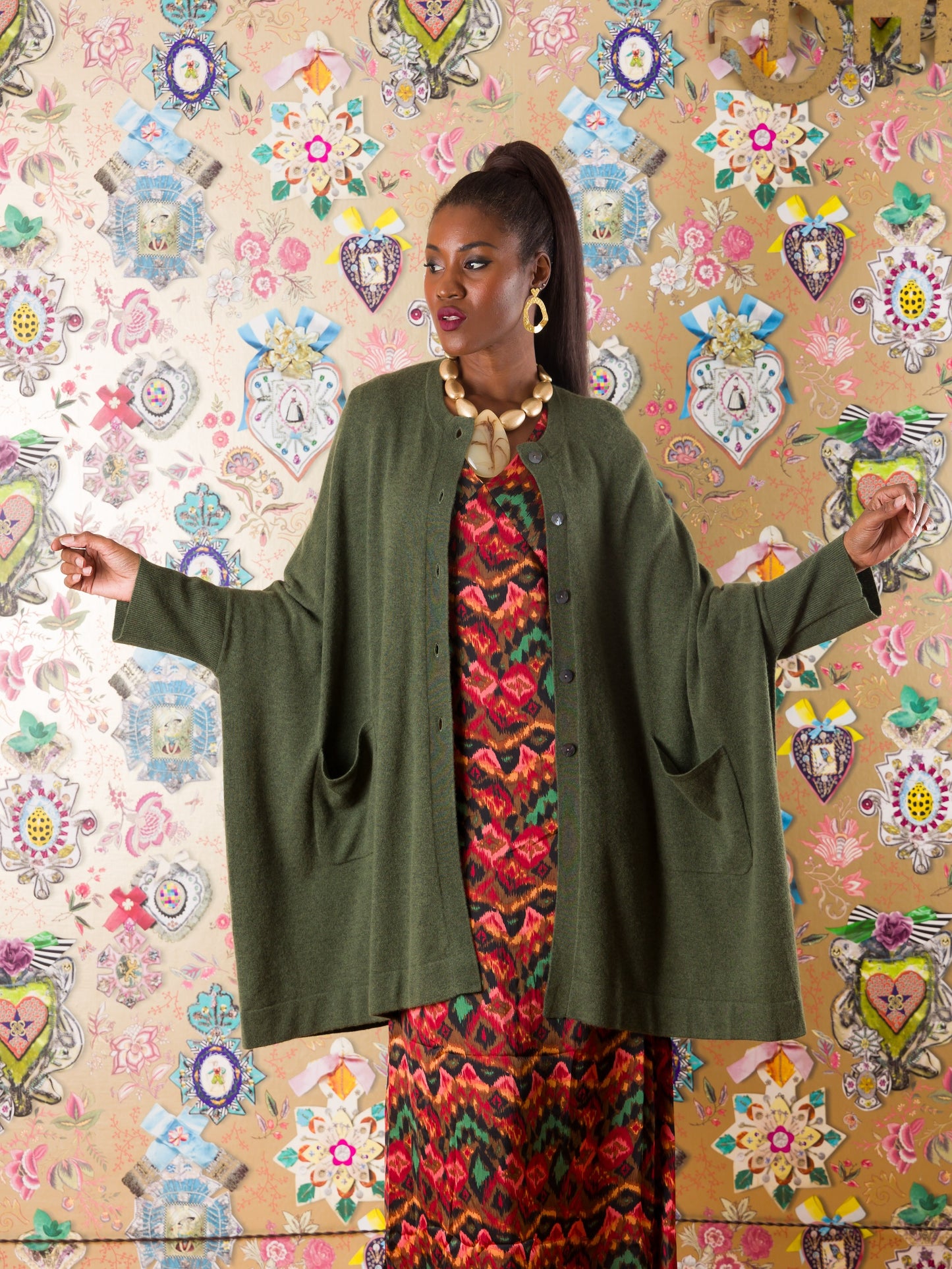 Cardigan over Matemwe in cashmere