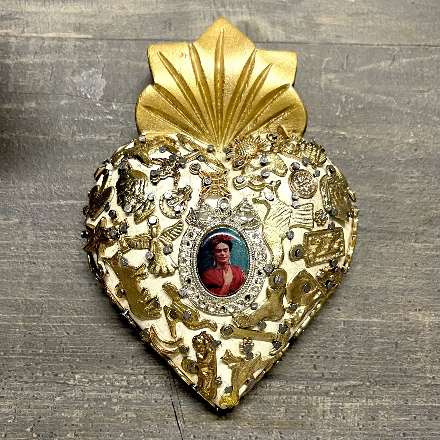 Cuore Sacro In Legno - Frida