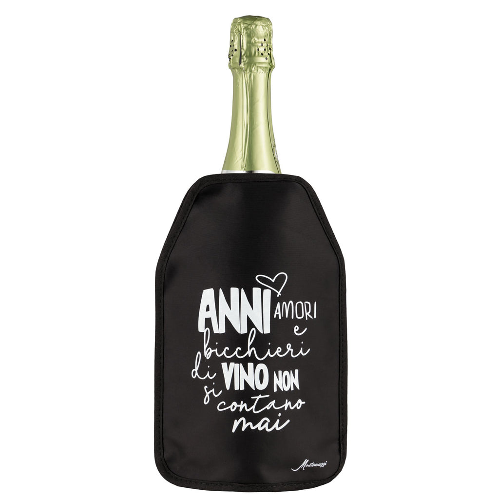 Glacette raffreddabottiglie nera con frase “Anni, amori e bicchieri di vino non si contano mai”