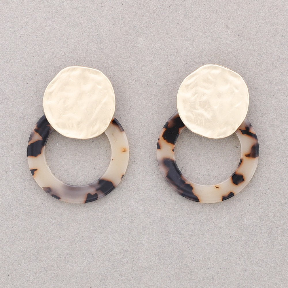 Round earring