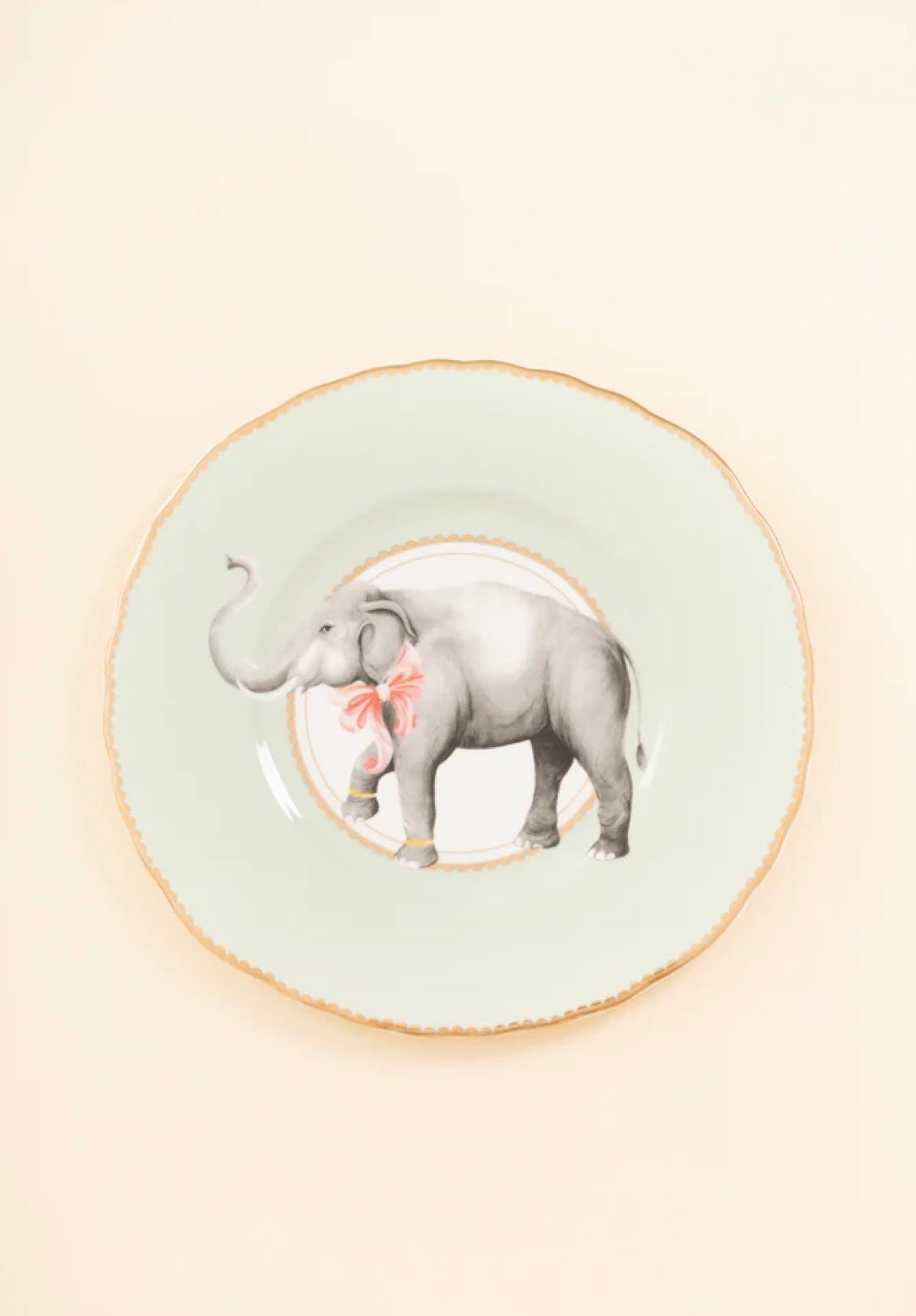 Elephant plate 23 cm